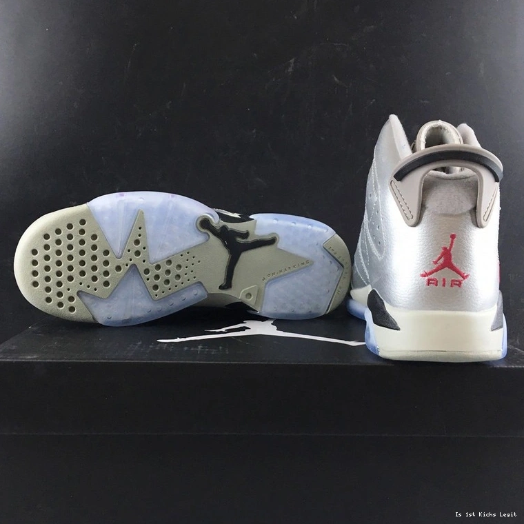 2014 Valentine's Retro 543390-009 Jordan (GS) Day  6 1105